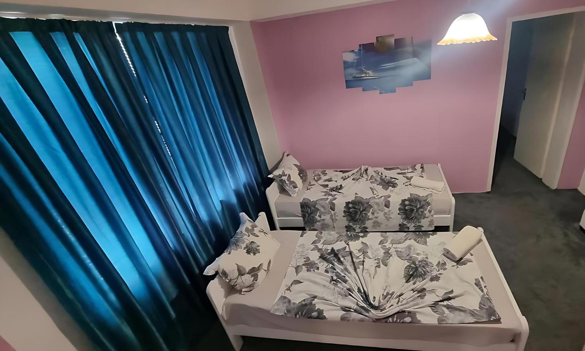 Guesthouse Flora Kiten  Luaran gambar