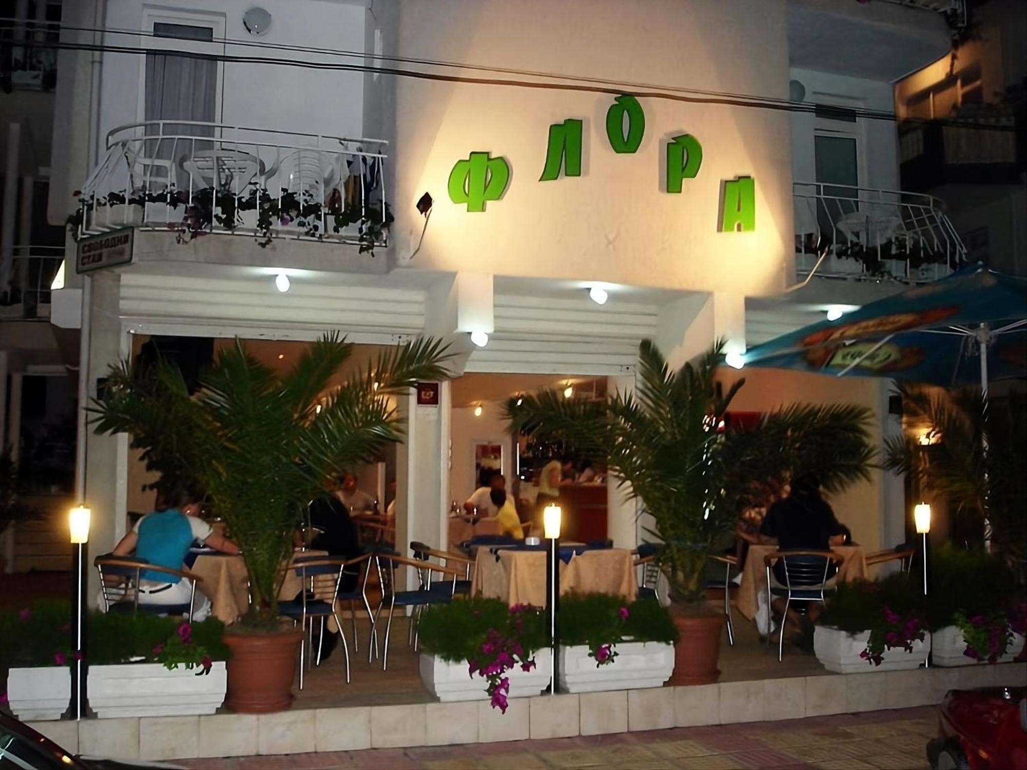 Guesthouse Flora Kiten  Luaran gambar