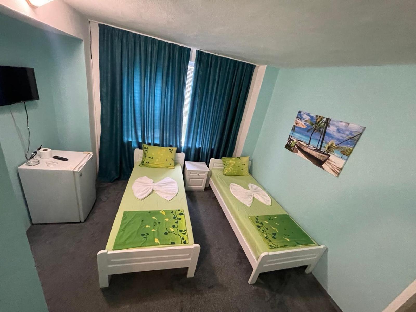 Guesthouse Flora Kiten  Luaran gambar