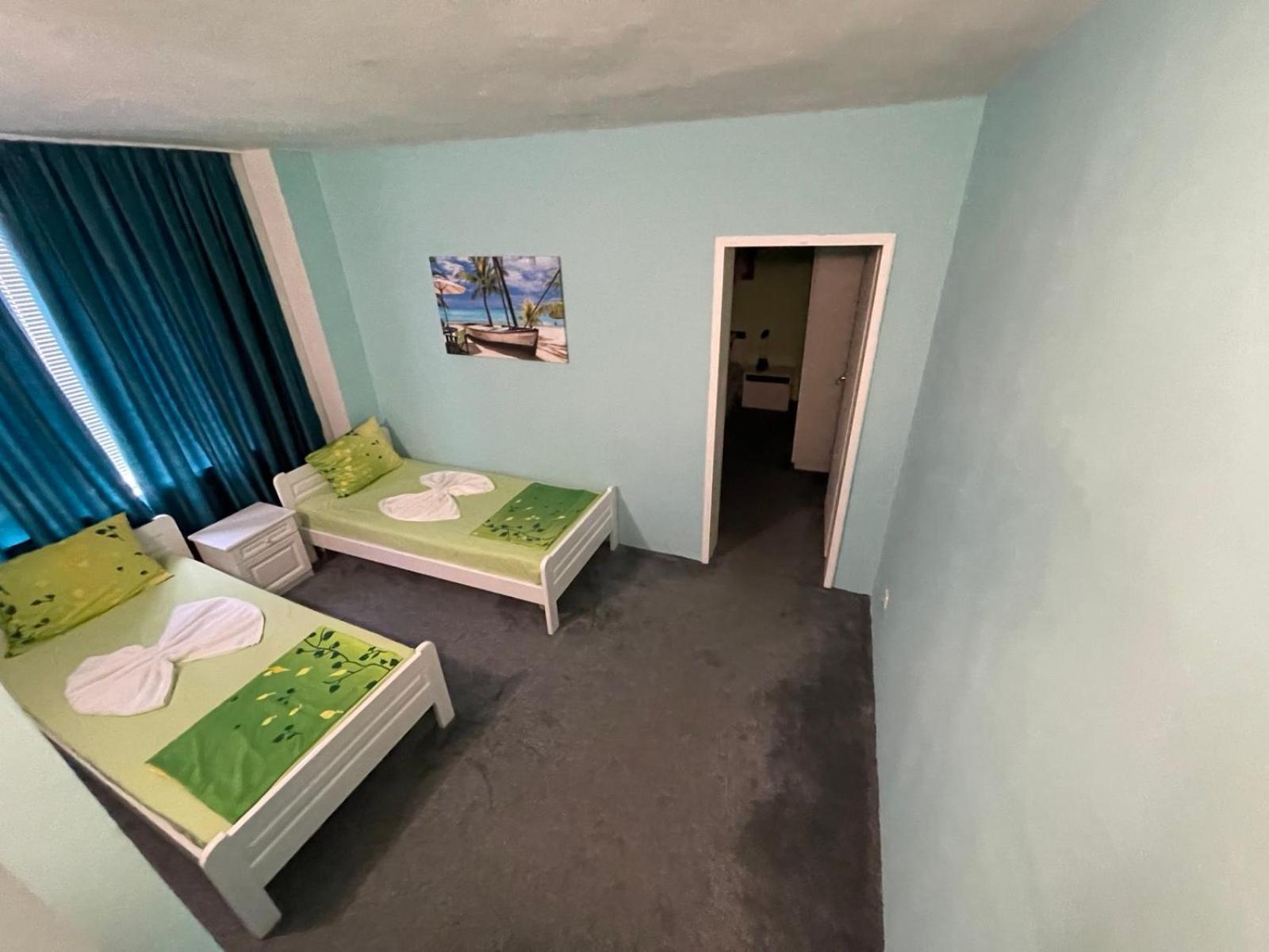 Guesthouse Flora Kiten  Luaran gambar