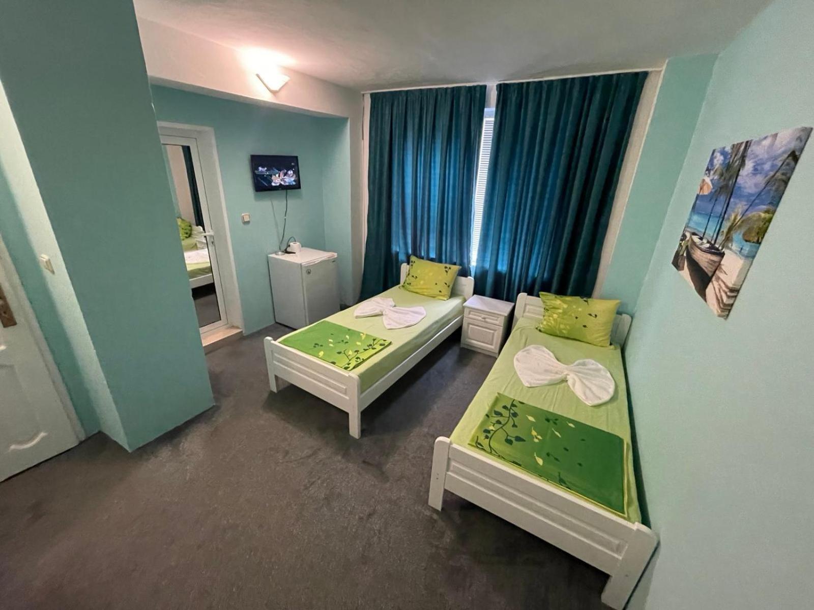 Guesthouse Flora Kiten  Luaran gambar